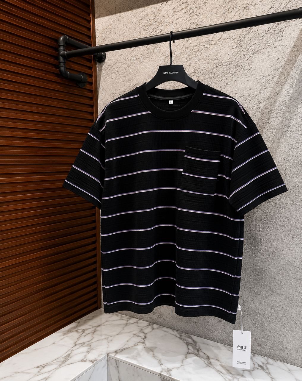STRIPPED T-SHIRT