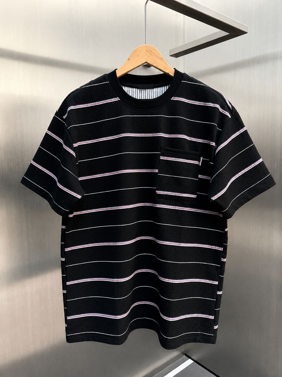 STRIPPED T-SHIRT