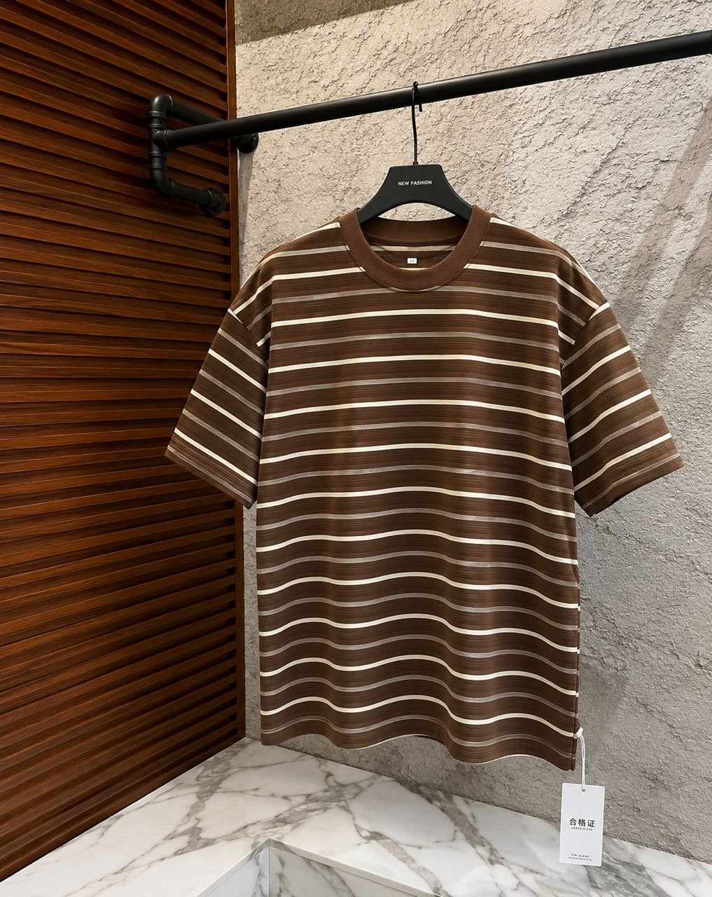 STRIPPED T-SHIRT