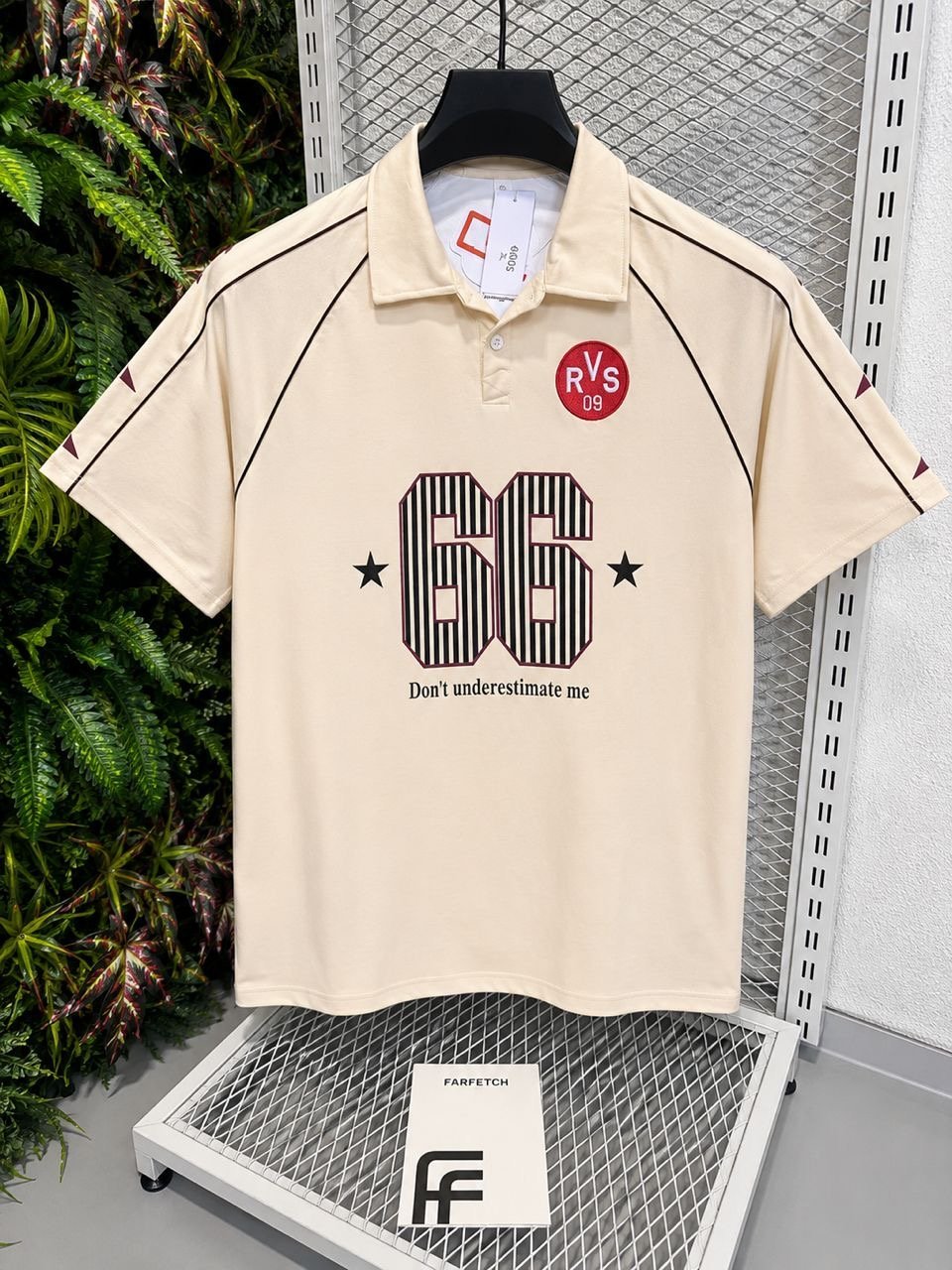 RVS 09 Slogan Top