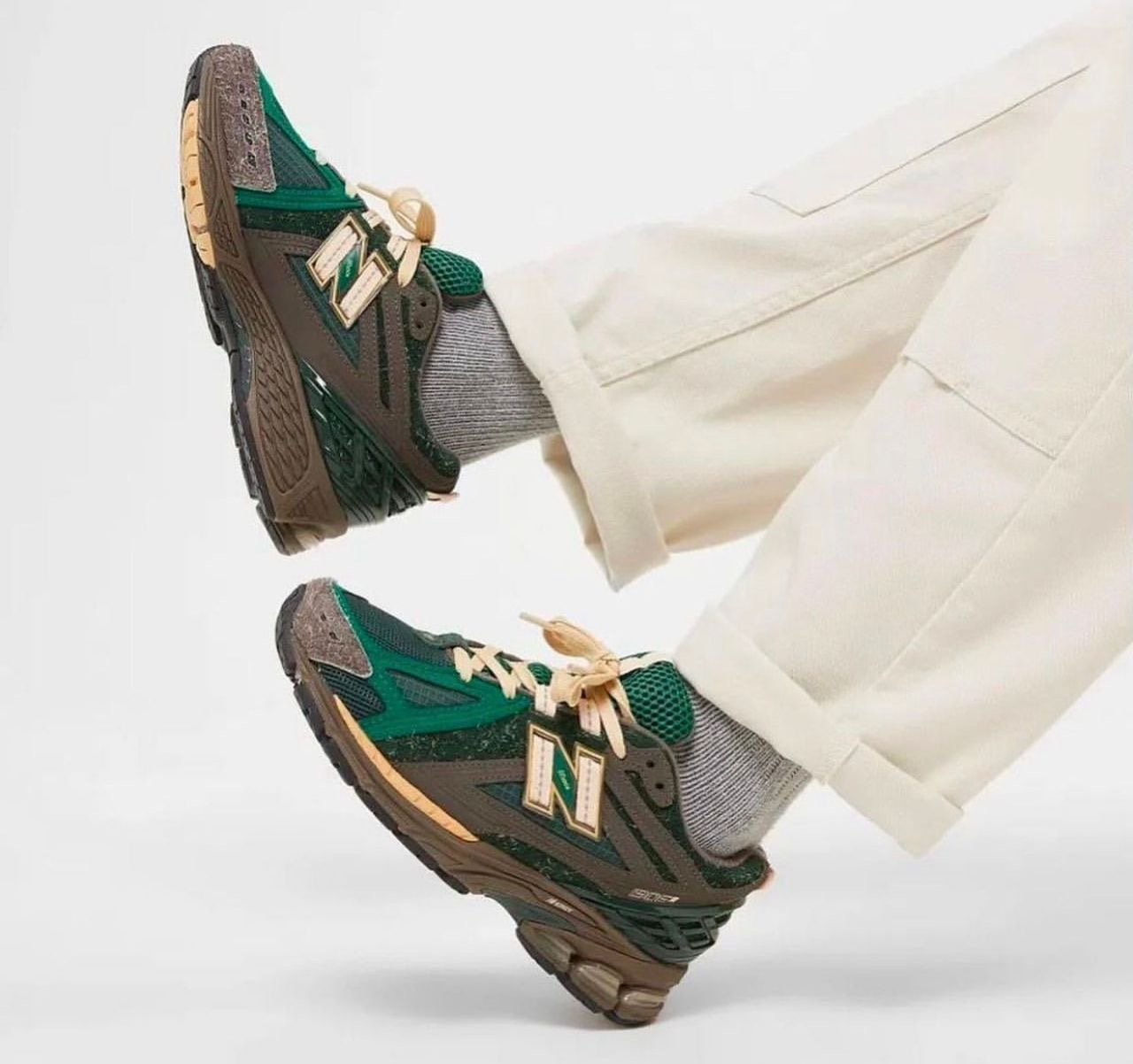 New Balance 1906R