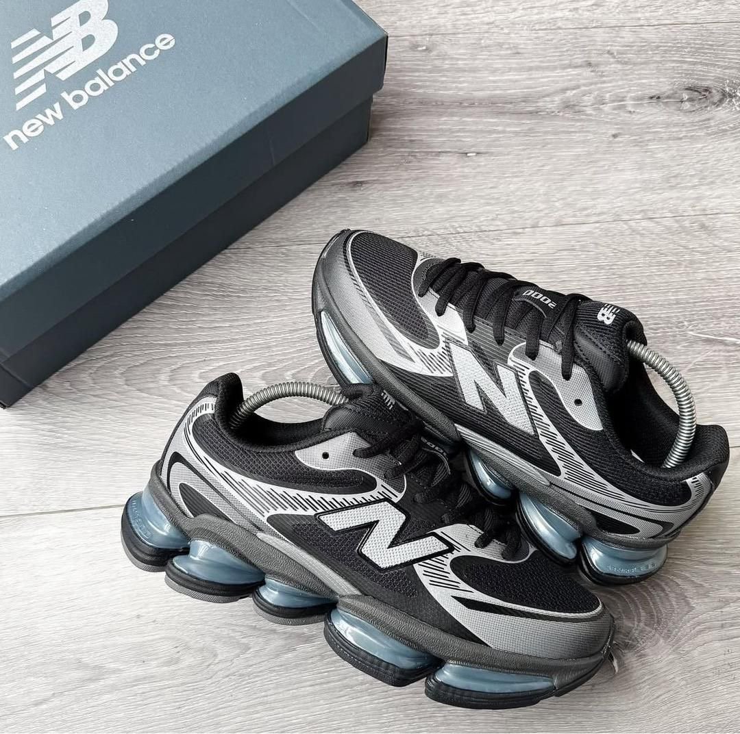 New Balance Abzorb 2000